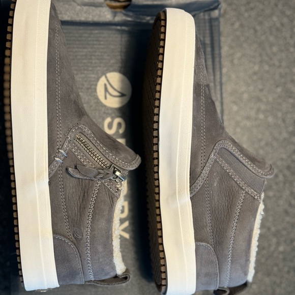 Sperry Crest Side Zip Cozy Sneaker, Size 7.5 - Picture 3 of 9